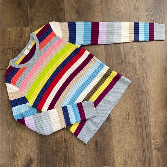 GAP Rainbow Sweater - Picture 1 of 1